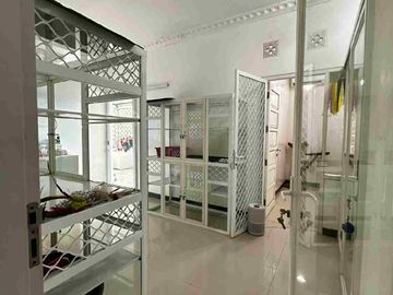 DIJUAL RUMAH CANTIK SIAP HUNI FULLFURNISH LOKASI WIKA