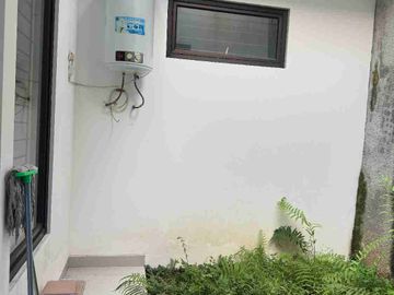 disewa rumah baru Taman Beverly