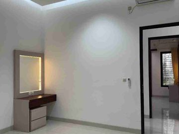 disewa rumah baru Taman Beverly