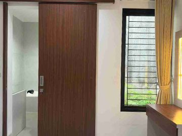 disewa rumah baru Taman Beverly