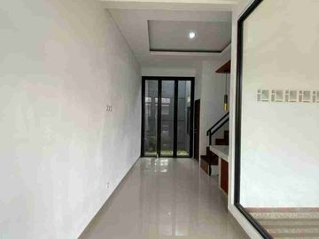 Rumah Baru Jagakarsa Desain Modern