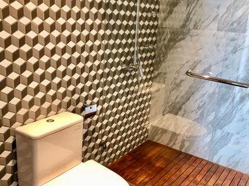 Apartemen Bukit golf premium di pondok indah 3kamar, view golf course lokasi strategis dekat mall, rumah sakit, sekolah, jalan tol, dll