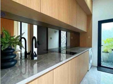 Rumah di Cipinang Dekat Stasiun Klender, LRT Velodrome, Transjabodetabek, Toll Jatinegara, Bandara Halim