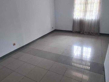 Disewakan. Rumah siap Huni di Kemang Pratama 1. Bekasi Kota