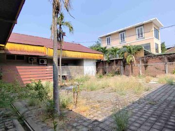 Ruang Usaha Tengah Kota Solo