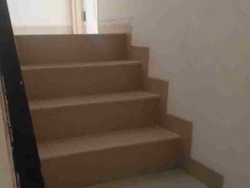 Disewakan Rumah Hook Dalam Cluster di Grand Galaxy Bekasi