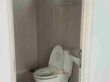 Disewakan Rumah Hook Dalam Cluster di Grand Galaxy Bekasi