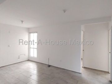 Villas del refugio rento departamento pb en privada con seguridad 2 recamaras 1 baño 1 coche