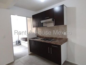 Villas del refugio rento departamento pb en privada con seguridad 2 recamaras 1 baño 1 coche