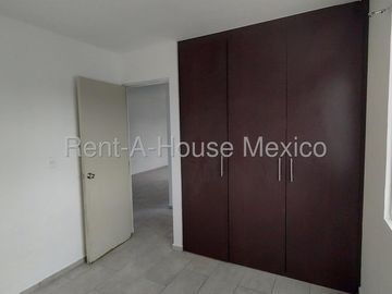 Villas del refugio rento departamento pb en privada con seguridad 2 recamaras 1 baño 1 coche