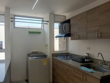 Apartamento AMOBLADO en arriendo en La Aguacatala, El Poblado