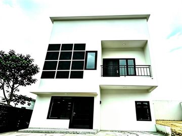 2 Unit Bangunan Siap Huni Free Biaya di Sukamaju Baru Tapos Depok