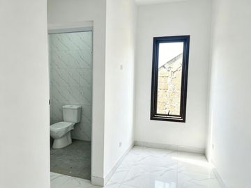 2 Unit Bangunan Siap Huni Free Biaya di Sukamaju Baru Tapos Depok