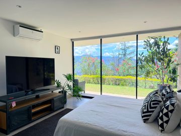 Casa en Arriendo en Loma del Chocho, Envigado Antioquia