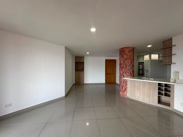 Apartamento en Arriendo en el Tesoro Poblado Medellin Antioquia