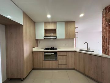 Apartamento en Arriendo en el Tesoro Poblado Medellin Antioquia