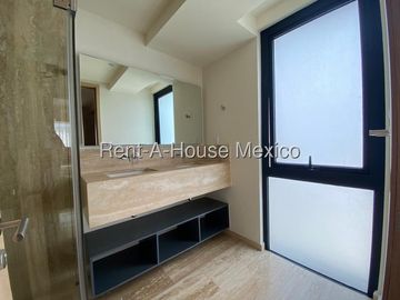 Departamento en Renta en Huixquilucan , Jesus del Monte BG 27-493.