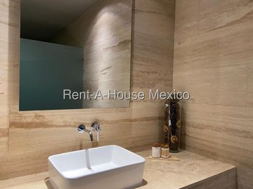 Departamento en Renta en Huixquilucan , Jesus del Monte BG 27-493.