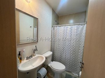 Departamento Amueblado en Renta Cerca de la Entrada de Zákia QH604