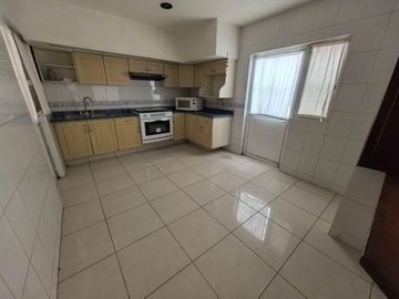 Casa con Uso de Suelo Comercial en renta en Jardines de Guadalupe Sobre Av Beethoven