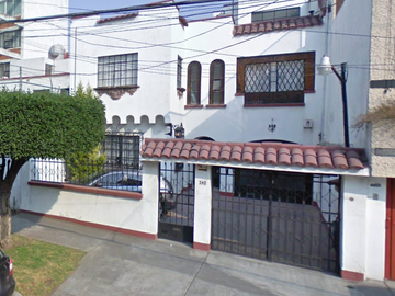 EXCELENTE CASA EN VENTA, JUAN SÁNCHEZ AZCONA,NARVARTE CDMX. ++RECUPERACIÓN BANCARIA++