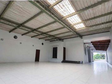 Ruko atau Gudang atau Tempat Usaha 2Lt Strategis Di Colomadu