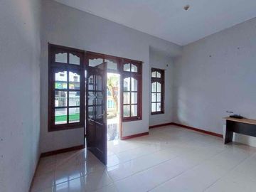 Rumah luas Dekat ke Luwes Nusukan