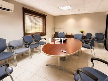 BODEGA CON OFICINAS ADMINISTRATIVAS EN VENTA COL. BALDERRAMA