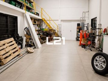 BODEGA CON OFICINAS ADMINISTRATIVAS EN VENTA COL. BALDERRAMA