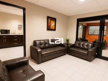 BODEGA CON OFICINAS ADMINISTRATIVAS EN VENTA COL. BALDERRAMA
