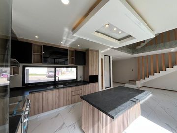 CASA EN VENTA EN SAN ANGEL IV