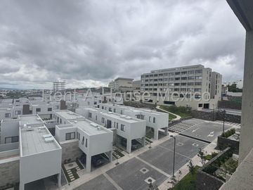 Zibatá Departamento en Venta con Terraza Techada y Amenidades Premium IO1703