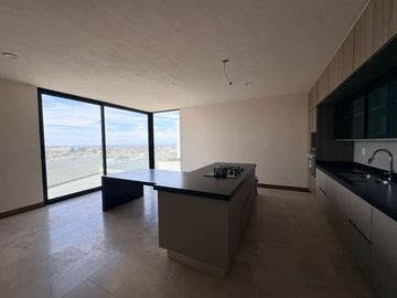 RESIDENCIA EN VENTA EN CLUB DE GOLF LA LOMA