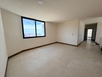 RESIDENCIA EN VENTA EN CLUB DE GOLF LA LOMA