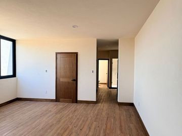RESIDENCIA EN VENTA EN CLUB DE GOLF LA LOMA