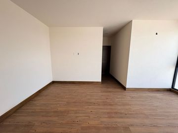 RESIDENCIA EN VENTA EN CLUB DE GOLF LA LOMA
