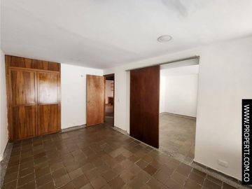 Oficina en Arriendo Laureles Medellin