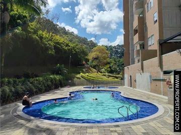 Aparta estudio en Arriendo Loma del Indio Medellin