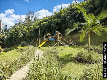 Aparta estudio en Arriendo Loma del Indio Medellin