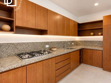 Casa nueva en venta de uno o dos niveles con alberca en privada,  Zona Country de Mérida