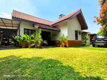 paviliun kos putri plus usaha laundry aktif di UMS