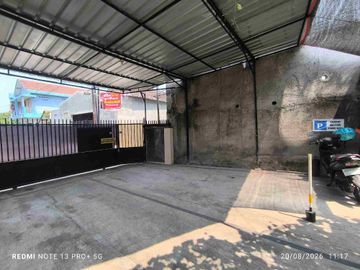paviliun kos putri plus usaha laundry aktif di UMS