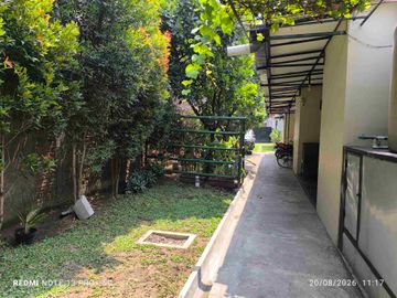 paviliun kos putri plus usaha laundry aktif di UMS