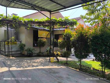 paviliun kos putri plus usaha laundry aktif di UMS