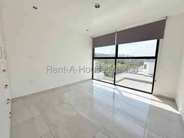 Departamento en Renta en Senzi Zibatá Queretaro | piso 3 | Elevador | 3 recamaras | 2 baños | Balcón con vista al valle