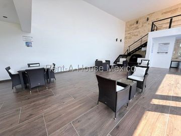 Departamento en Renta en Senzi Zibatá Queretaro | piso 3 | Elevador | 3 recamaras | 2 baños | Balcón con vista al valle