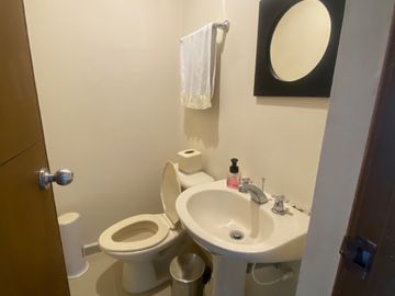 VENDO CASA EN CASTELLANA DE OPORTUNIDAD
