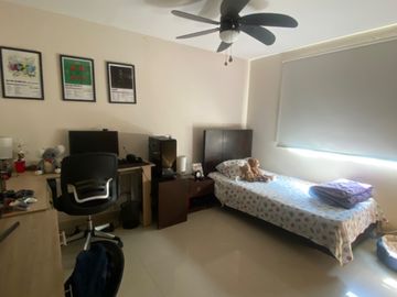 VENDO CASA EN CASTELLANA DE OPORTUNIDAD