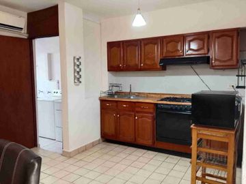 Renta Departamento Amueblado Frente al Tec