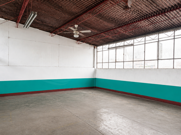 VENTA DE ALMACÉN INDUSTRIAL - SAN LUIS